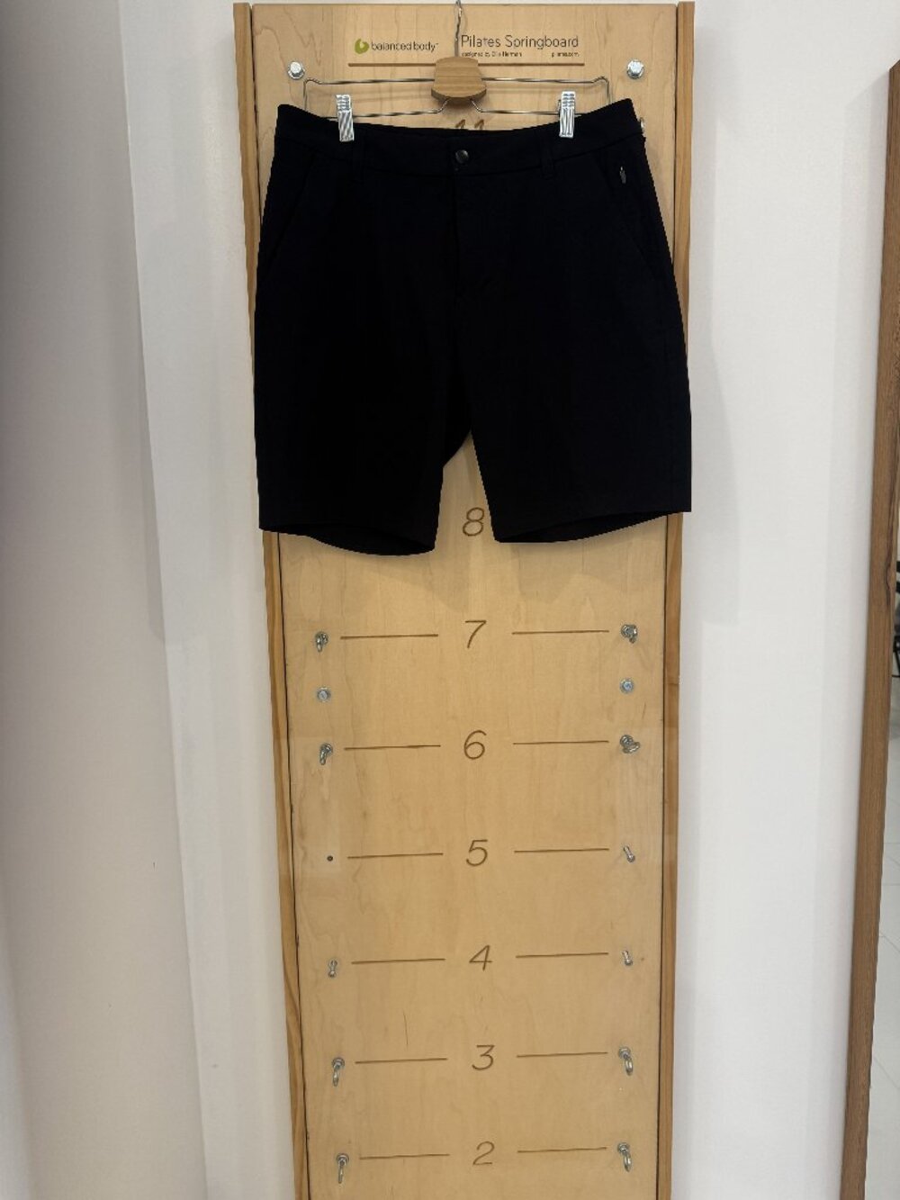 *Commission Classic-Fit Short 9" Warpstreme – Size 32 – Black